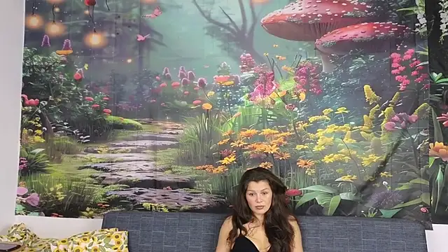 MadameDeFeu online show from October 2025 11:10:01 AM