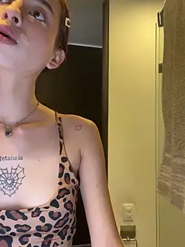 Snapshot of salome-brown chatting on March 2025 10:10:01 PM salome-brown online show from March 2025 10:10:01 PM