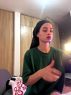 Snapshot of salome-brown chatting on November 2025 03:34:01 AM salome-brown online show from November 2025 03:34:01 AM