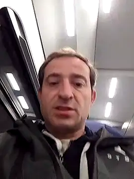 Snapshot of openlegsforyou chatting on October 2025 04:24:01 AM openlegsforyou online show from October 2025 04:24:01 AM