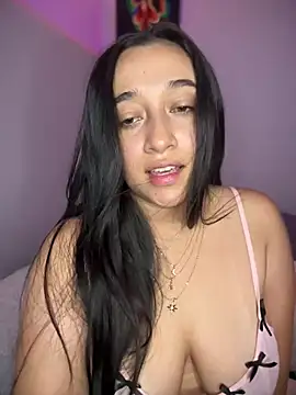 Snapshot of cata_megan chatting on March 2025 03:52:01 PM cata megan online show from March 2025 03:52:01 PM