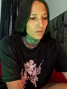 Snapshot of Nicole420squirt chatting on December 2024 04:26:01 PM Nicole420squirt online show from December 2024 04:26:01 PM