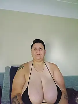 DevilDahm online show from July 2026 11:28:01 AM