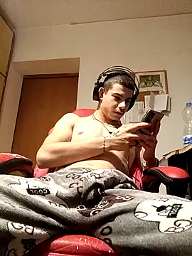 BigDickEnrg7195 online show from December 2024 09:48:01 PM