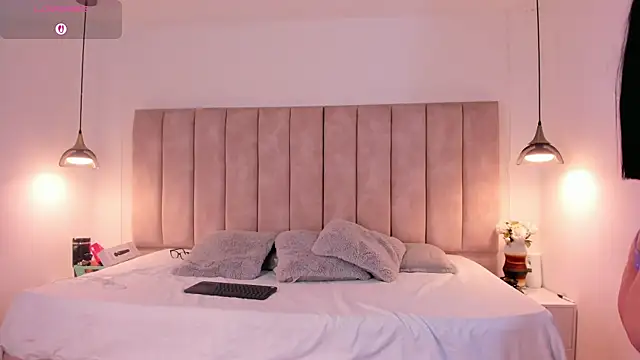 Julieta Jane online show from September 2025 04:02:02 AM