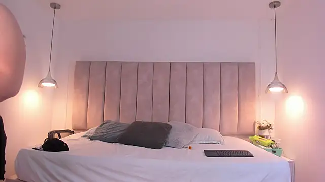 Julieta Jane online show from October 2025 04:21:01 AM