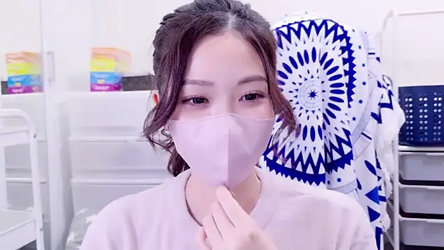 Snapshot of oxo_yuna_oxo chatting on December 2024 03:56:02 PM oxo yuna oxo online show from December 2024 03:56:02 PM