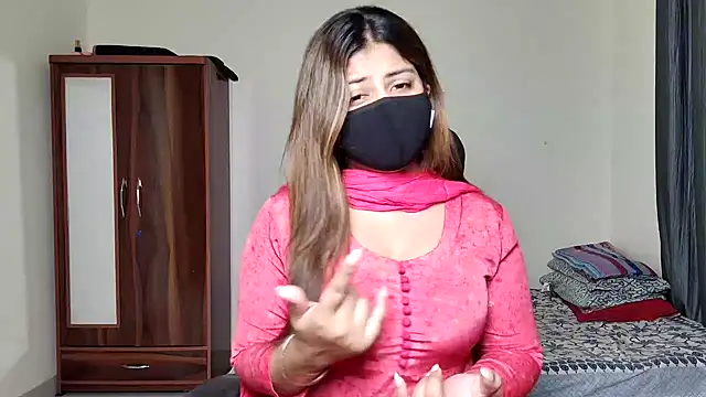 Hoty-Shivangi online show from March 2026 07:31:02 PM