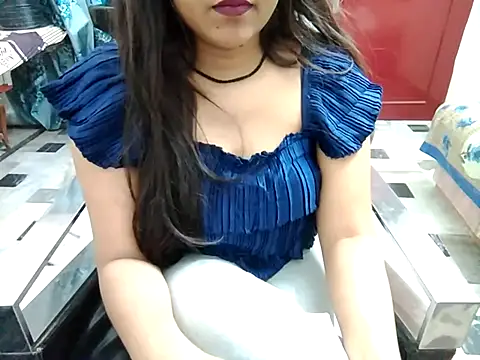 aarushi sharmaa online show from February 2025 06:43:02 PM