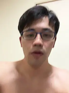 ryusei18570 online show from September 2025 03:01:02 PM