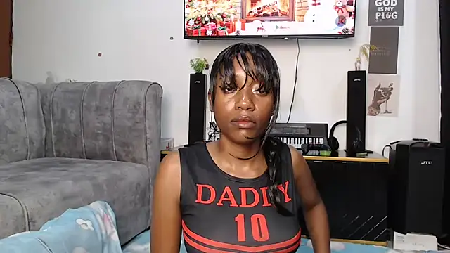 Snapshot of Zuri- chatting on December 2025 02:41:02 AM Zuri- online show from December 2025 02:41:02 AM