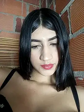 Julix A online show from January 2025 07:46:02 AM