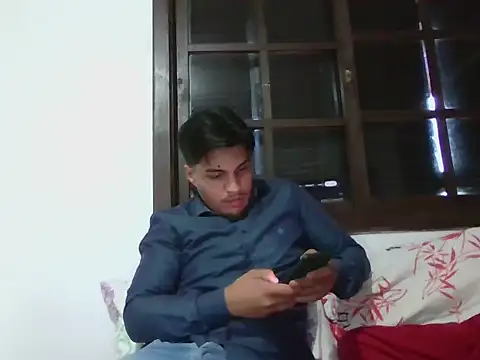 Snapshot of Rmst chatting on October 2025 09:04:01 PM Rmst online show from October 2025 09:04:01 PM