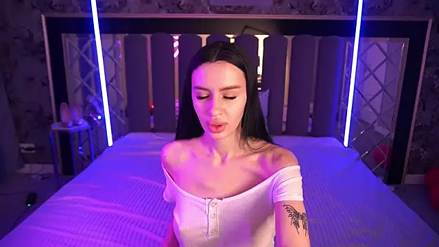 Snow WhiteeeX online show from March 2026 06:40:02 AM