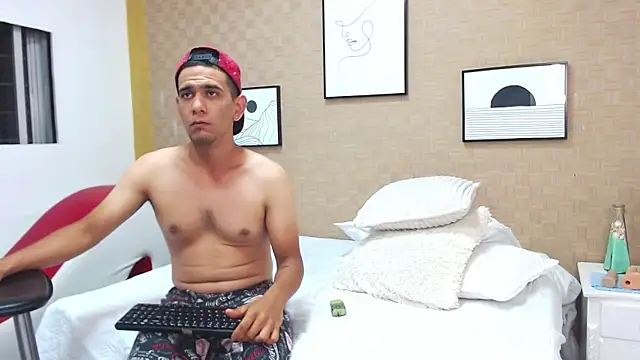 alexxa and sadman online show from March 2025 05:39:02 PM