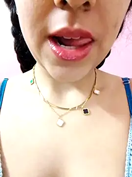 Snapshot of Ghazal_Arab21 chatting on February 2025 01:34:01 AM Ghazal Arab21 online show from February 2025 01:34:01 AM