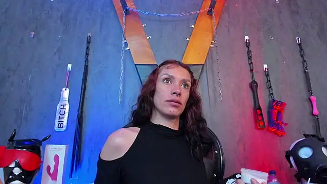 Snapshot of IvanaFetish chatting on January 2025 03:37:01 AM IvanaFetish online show from January 2025 03:37:01 AM