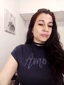 Snapshot of Hikaryfire chatting on March 2025 05:59:02 AM Hikaryfire online show from March 2025 05:59:02 AM