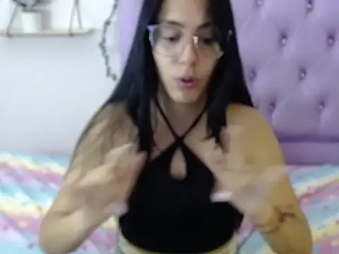 Snapshot of Freyja_01 chatting on November 2025 09:31:01 PM Freyja 01 online show from November 2025 09:31:01 PM