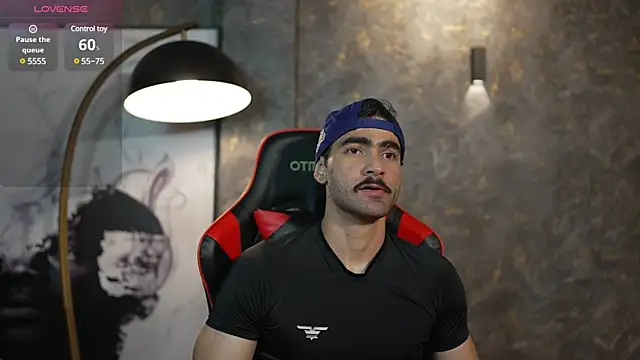 Austin bolt online show from December 2024 03:04:01 AM