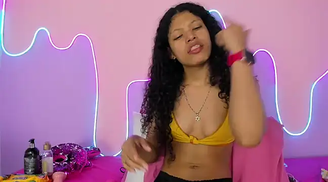 Mingie Rouse online show from February 2025 02:43:02 PM