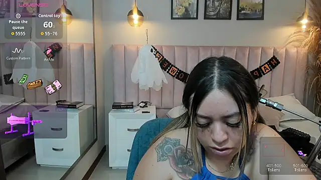 Annie karlsson   online show from October 2025 04:01:02 AM