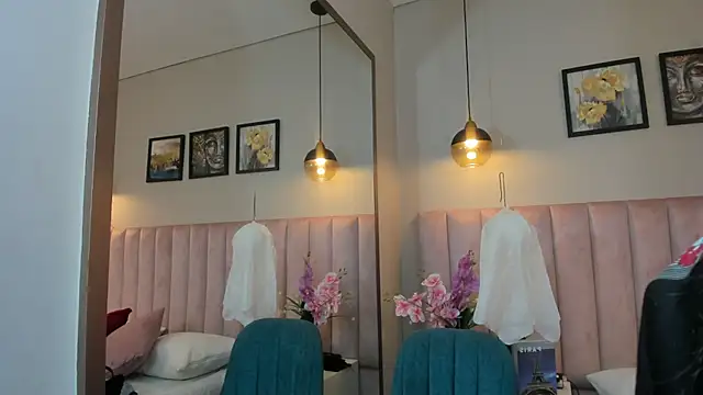 Annie karlsson   online show from October 2025 03:51:02 AM