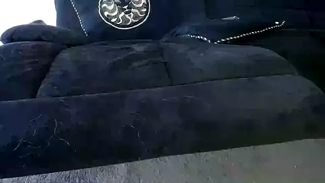 Snapshot of Niquitasparkles chatting on November 2025 03:50:01 AM Niquitasparkles online show from November 2025 03:50:01 AM