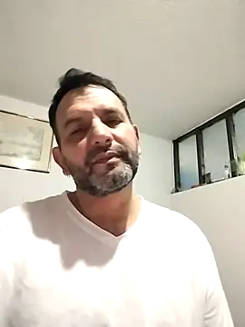 RogueTraveler online show from February 2025 12:02:01 AM