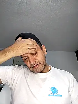 RogueTraveler online show from October 2025 03:29:02 AM