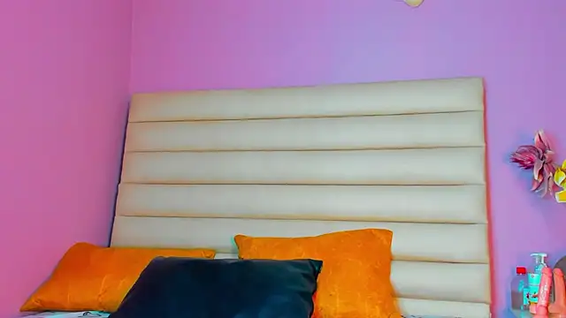 ZaritaLenon online show from September 2025 09:25:01 PM