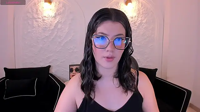 Snapshot of AmberFarrell chatting on April 2026 07:21:02 PM AmberFarrell online show from April 2026 07:21:02 PM