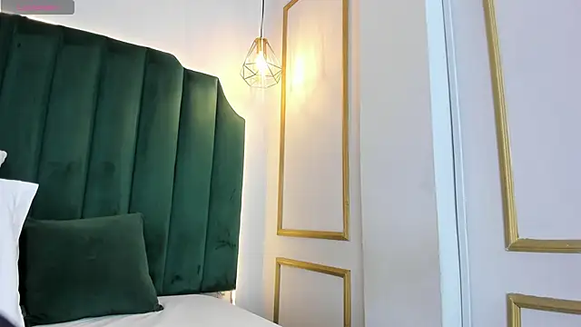 HannaPaola online show from March 2025 01:47:01 AM