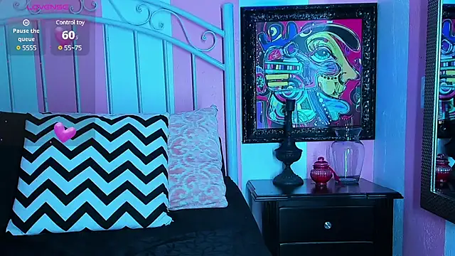 Snapshot of Liah_Grey8 chatting on February 2025 09:32:01 PM Liah Grey8 online show from February 2025 09:32:01 PM