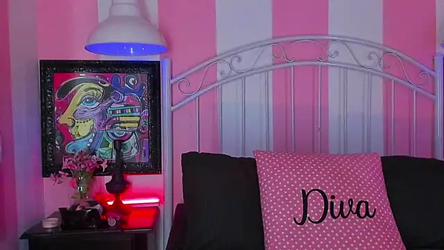 Snapshot of Liah_Grey8 chatting on October 2025 09:24:01 PM Liah Grey8 online show from October 2025 09:24:01 PM