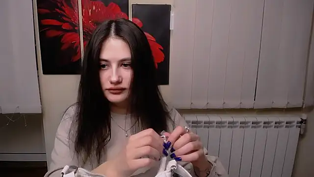 Snapshot of AliceSexyyy_ chatting on January 2025 01:38:02 PM AliceSexyyy online show from January 2025 01:38:02 PM