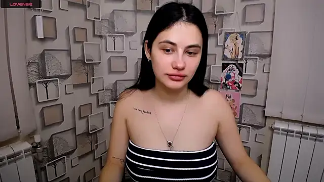 Snapshot of AliceSexyyy_ chatting on October 2025 09:50:02 AM AliceSexyyy online show from October 2025 09:50:02 AM