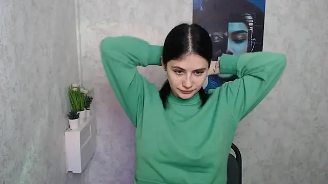 Snapshot of AliceSexyyy_ chatting on October 2025 09:19:01 AM AliceSexyyy online show from October 2025 09:19:01 AM