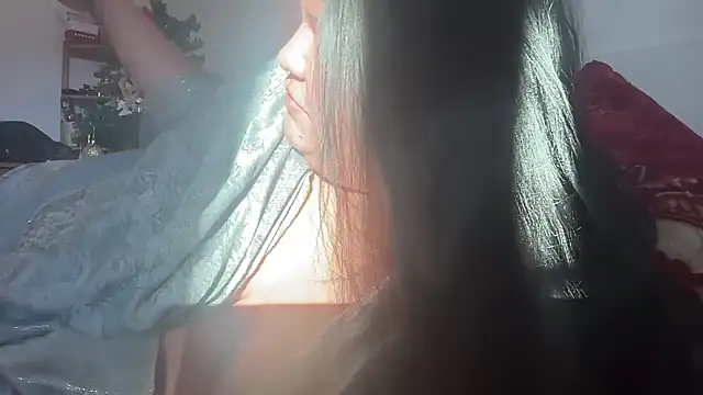 Snapshot of MashaCL chatting on December 2024 08:55:02 AM MashaCL online show from December 2024 08:55:02 AM