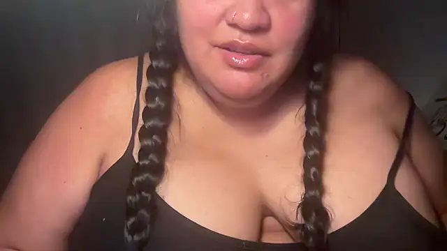 Snapshot of MashaCL chatting on February 2025 05:29:01 PM MashaCL online show from February 2025 05:29:01 PM