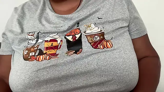 Snapshot of MashaCL chatting on October 2025 09:40:01 AM MashaCL online show from October 2025 09:40:01 AM