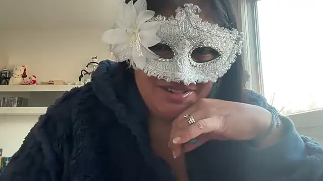 Snapshot of MashaCL chatting on November 2025 02:39:02 PM MashaCL online show from November 2025 02:39:02 PM