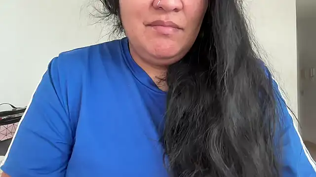 Snapshot of MashaCL chatting on January 2026 11:02:02 AM MashaCL online show from January 2026 11:02:02 AM