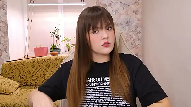 Snapshot of showmeparadise chatting on February 2026 05:38:01 PM showmeparadise online show from February 2026 05:38:01 PM