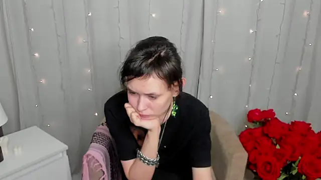 Emily Strikeee online show from February 2025 10:55:01 AM