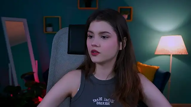 EvaThopson online show from January 2025 12:01:01 PM