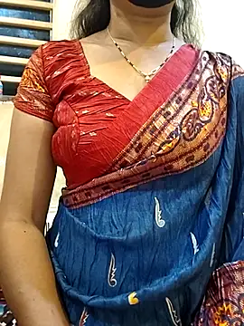 Lilly-queen online show from November 2025 07:13:01 PM