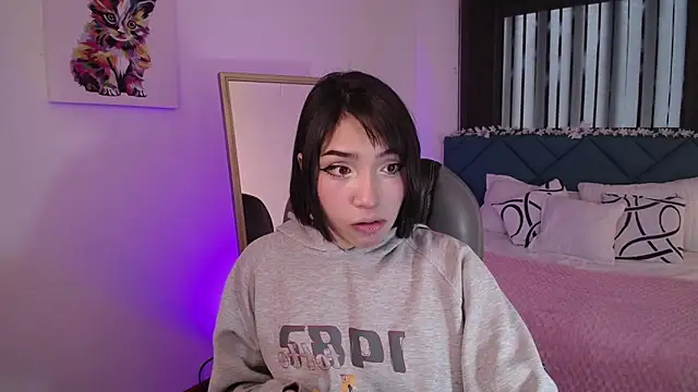 Snapshot of Escarlett_Wii chatting on February 2025 01:13:02 PM Escarlett Wii online show from February 2025 01:13:02 PM