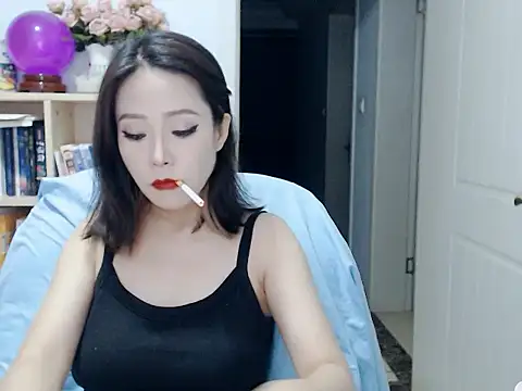 Snapshot of SuSushi728 chatting on July 2026 04:00:02 PM SuSushi728 online show from July 2026 04:00:02 PM