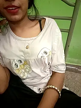 EACH 555 online show from December 2025 06:40:02 AM